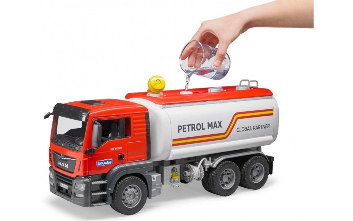 Bruder Kamion MAN TGS Cisterna